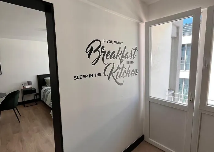 Moderne Et Confort - Guillemins * Liegi